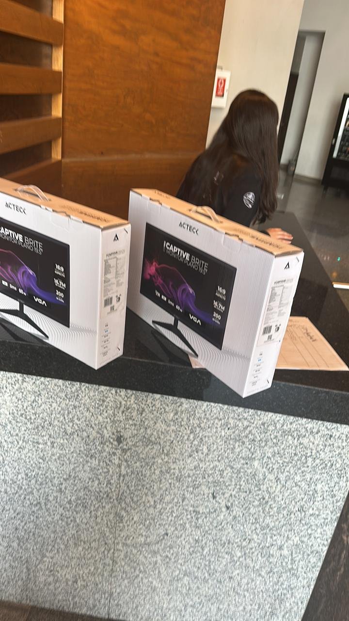 Entrega de equipo de computo
